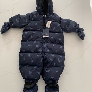 Baby Gap 6mo. baby boys Down Filled Blue "Dinosaur" puffer bunting/snowsuit NWT